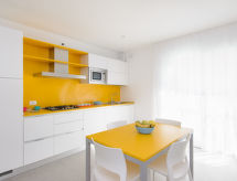 Residenza Edda: Modern appartement aan zee in hartje Lignano Sabbiadoro - thumbnail 6