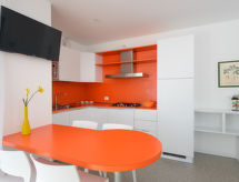 Modern appartement in Lignano Sabbiadoro, 100m van zee en strand - thumbnail 3