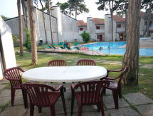 Casa de vacaciones Holiday Village