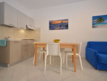 Residence Marco Polo: Modern appartement op 50m van zee in Lignano - thumbnail 6