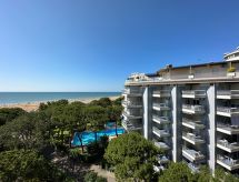 Residence Marco Polo: Modern appartement op 50m van zee in Lignano - thumbnail 1