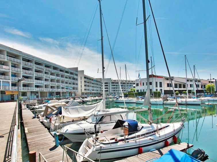 Aan zee: Comfortabel appartement in centrum Lignano Sabbiadoro · 4 pers. in Lignano Sabbiadoro