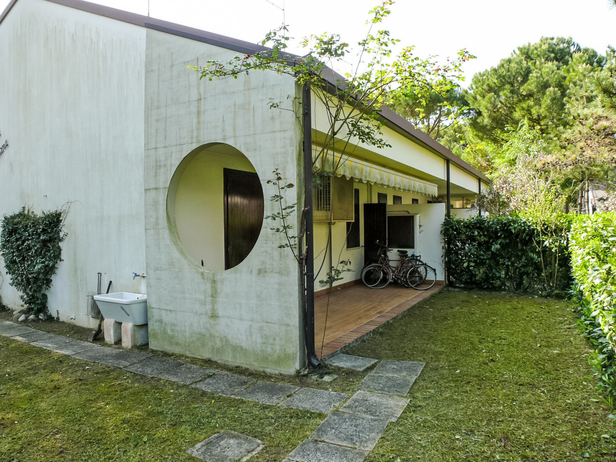 Gemütliches Ferienhaus Villa Silvana - Buiten