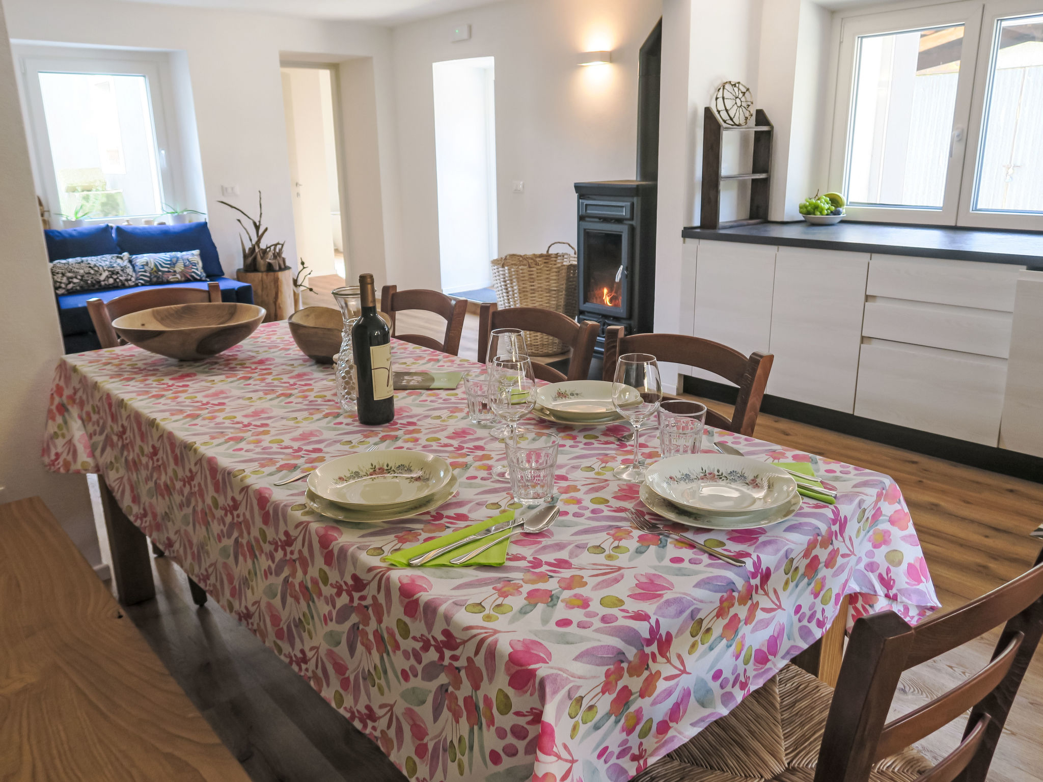 Kitchen / Dining Room