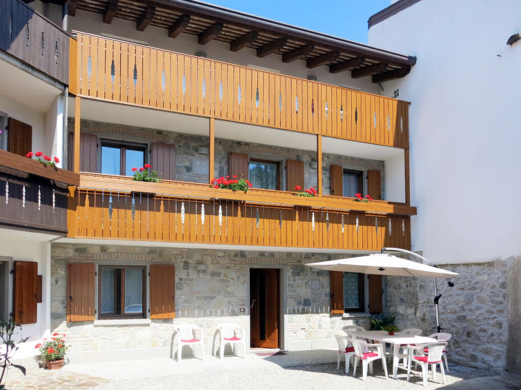 Search and Stay Destinations. Holidays Rentals in Merso di Sopra, Province of Udine - Friuli-Venezia Giulia - Italy