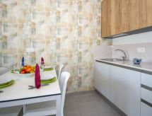 Nieuw modern appartement voor 4 personen, 450m van strand in Bibione - thumbnail 4