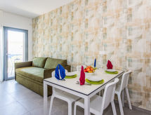 Nieuw modern appartement voor 4 personen, 450m van strand in Bibione - thumbnail 6