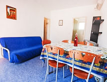 Rustiek appartement in Bibione met tuin, zwembad en vlakbij zee - thumbnail 6