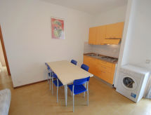 Knus appartement in het hart van Bibione, 650m van het strand - thumbnail 6