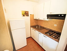 Appartement met open haard in Bibione voor 6 personen - thumbnail 4