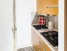 Ruim appartement in Residentie Olimpia, centrum Bibione, 1,2 km van strand - thumbnail 6