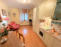 Centraal gelegen appartement in Bibione voor 5 personen · 55 m² - thumbnail 1