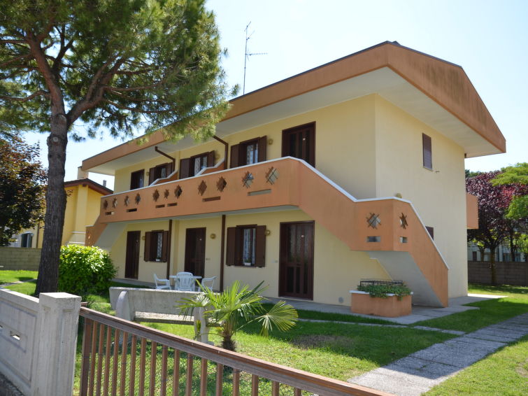 Search and Stay destination Bibione, Veneto - Italy from AU$ 122. Villa Marina