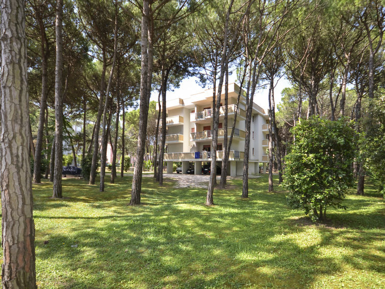 Centraal gelegen appartement in Bibione voor 5 personen (2) in Bibione