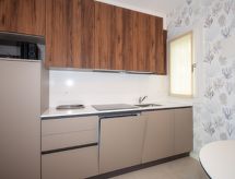 Knus Tiny House voor 4 bij zee in Bibione, op 280m van het strand - thumbnail 6