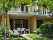 8-persoons vakantiehuis in Bibione op 1,5 km van zee - thumbnail 2