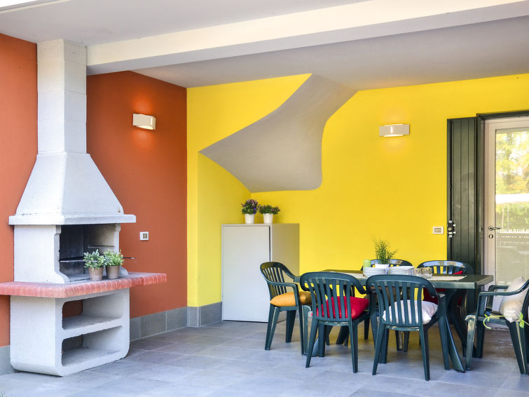 Search and Stay destination Bibione Pineda, Veneto - Italy from AU$ 220. Begonie