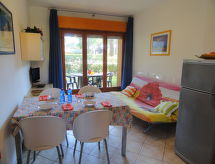 Comfortabel appartement voor 5 bij zee, zwembad en golf in Bibione - thumbnail 4
