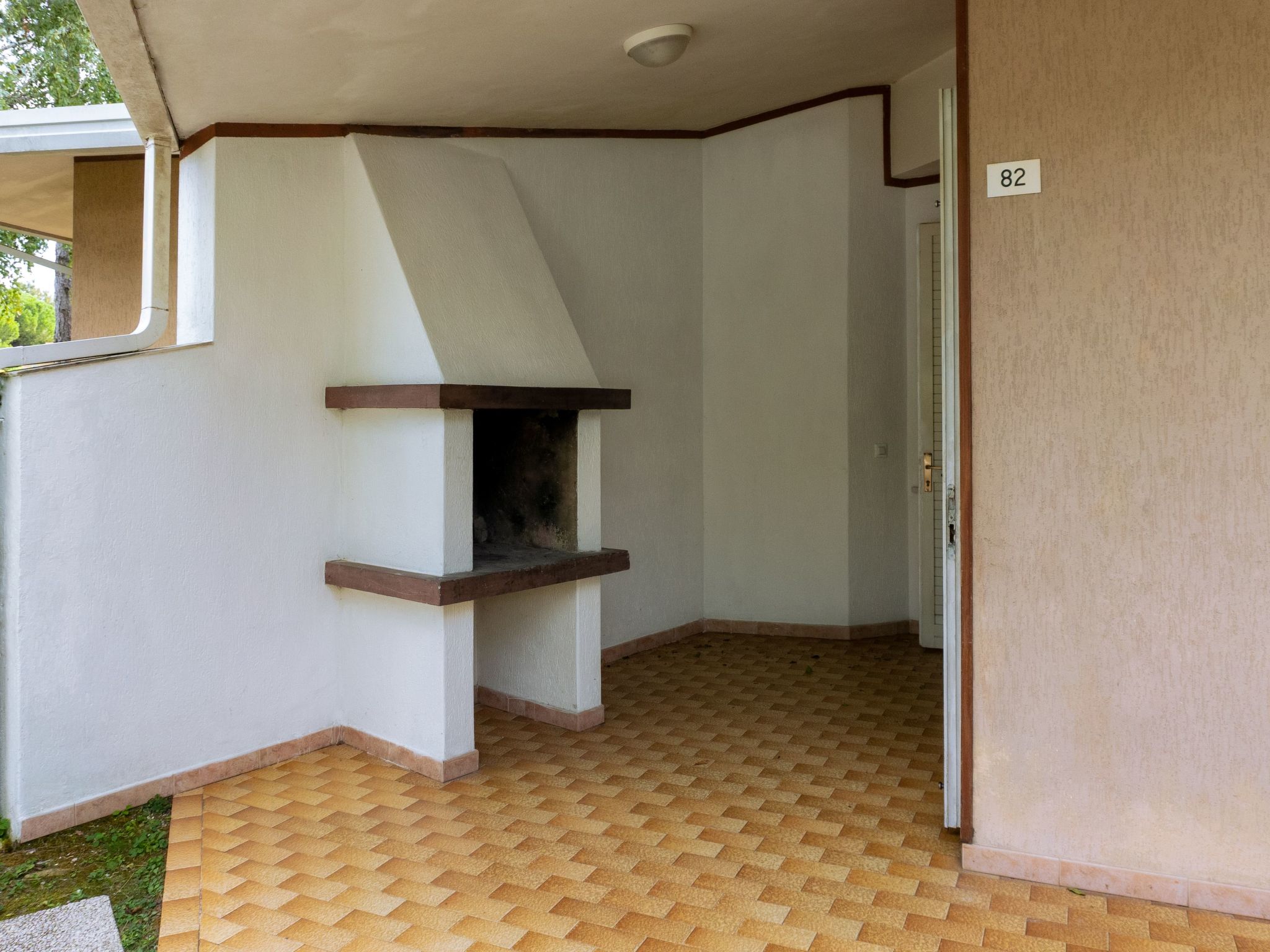 "Ollimpia 82"-Inside