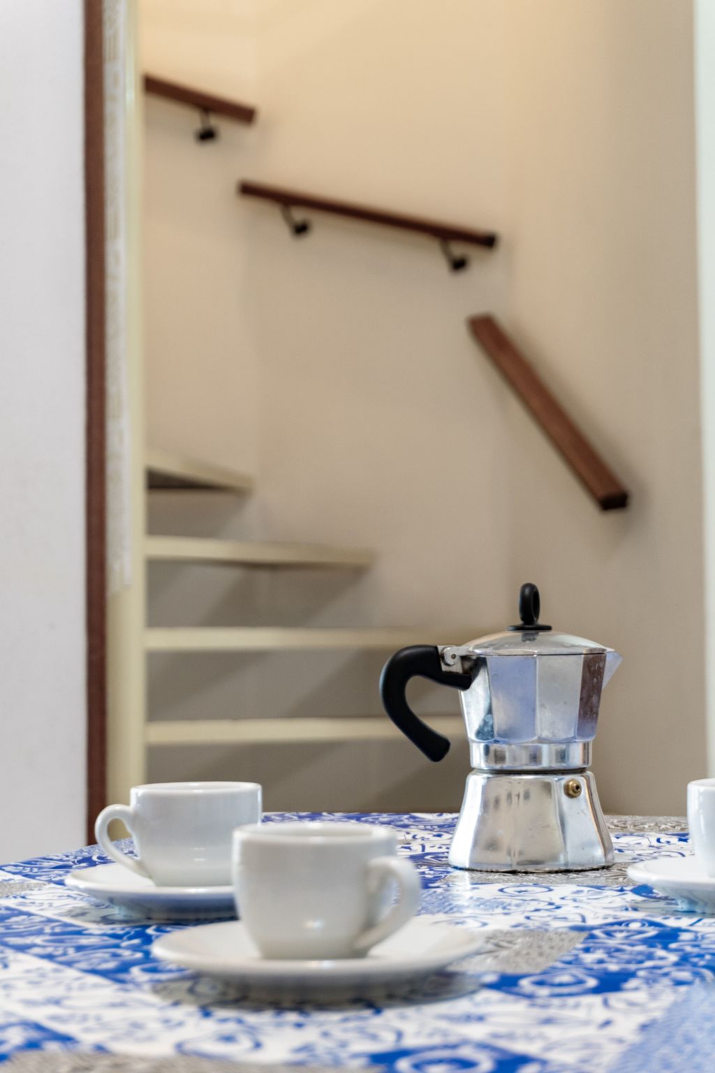 "Ollimpia 82"-Inside