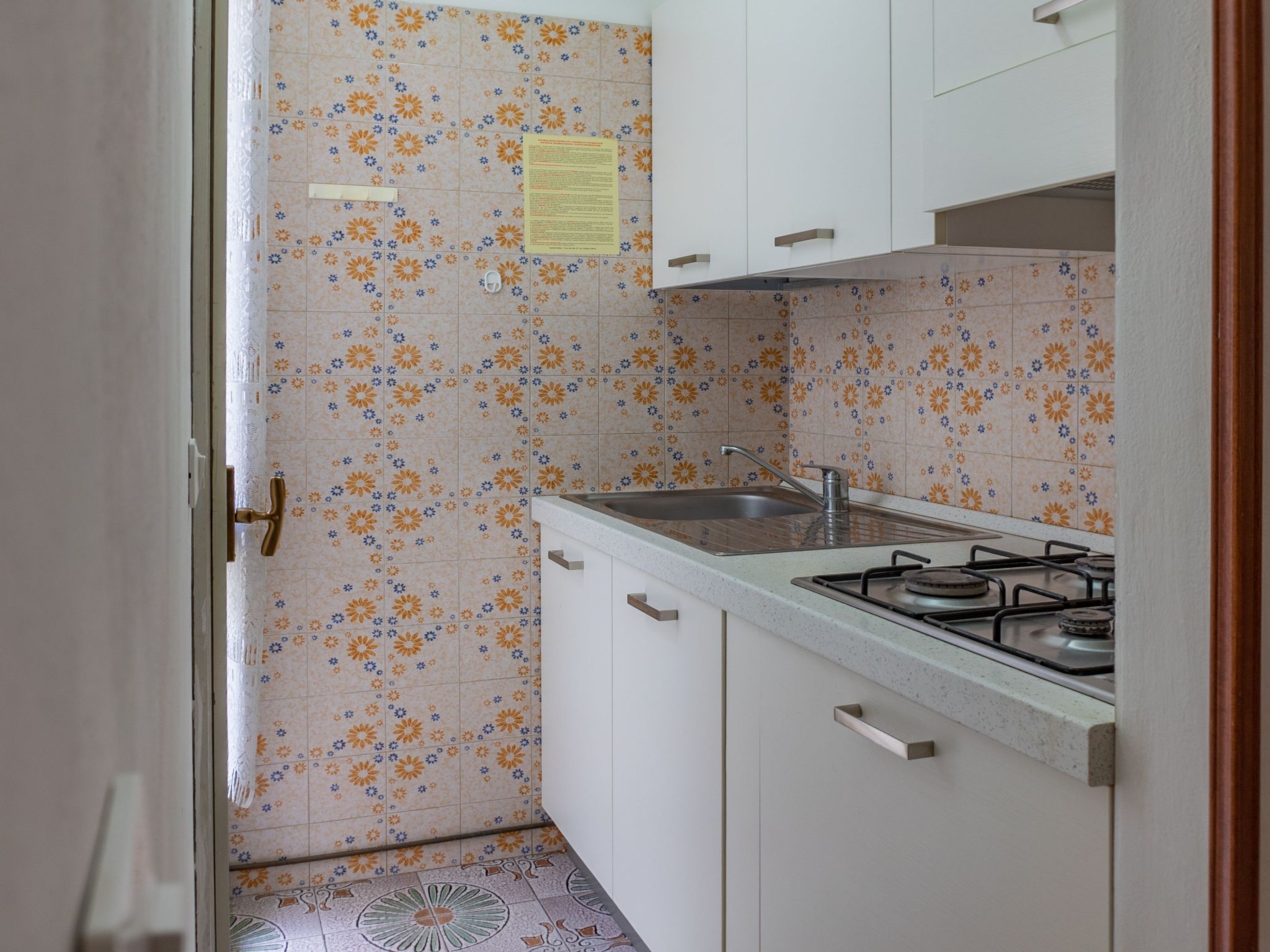 "Ollimpia 82"-Inside