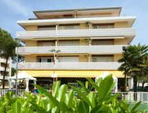 'Sanian B' mit Balkon
