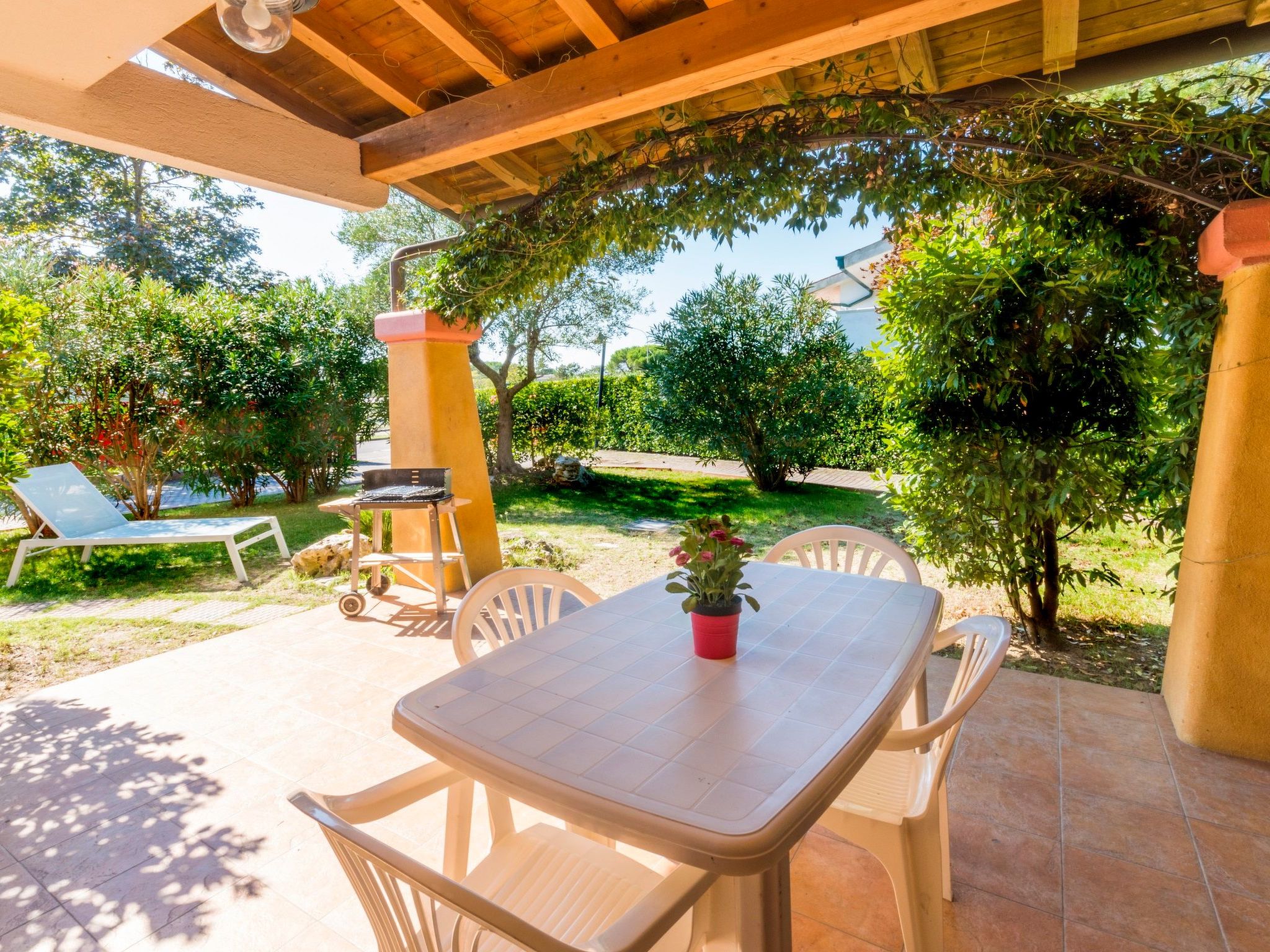 Villa für 6 Personen ca. 50qm Stella Marina 14 A-Drinnen