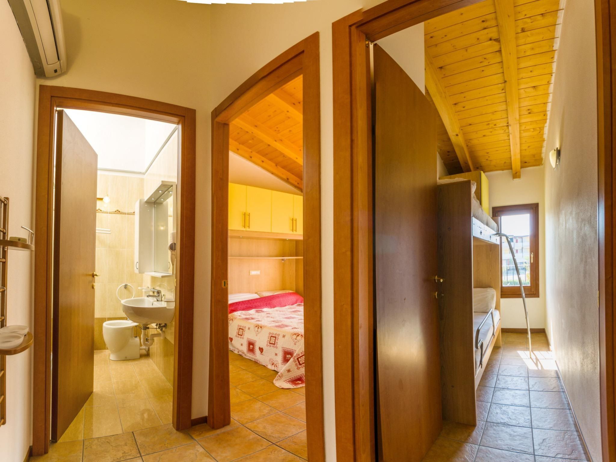 Villa für 6 Personen ca. 50qm Stella Marina 14 A-Drinnen