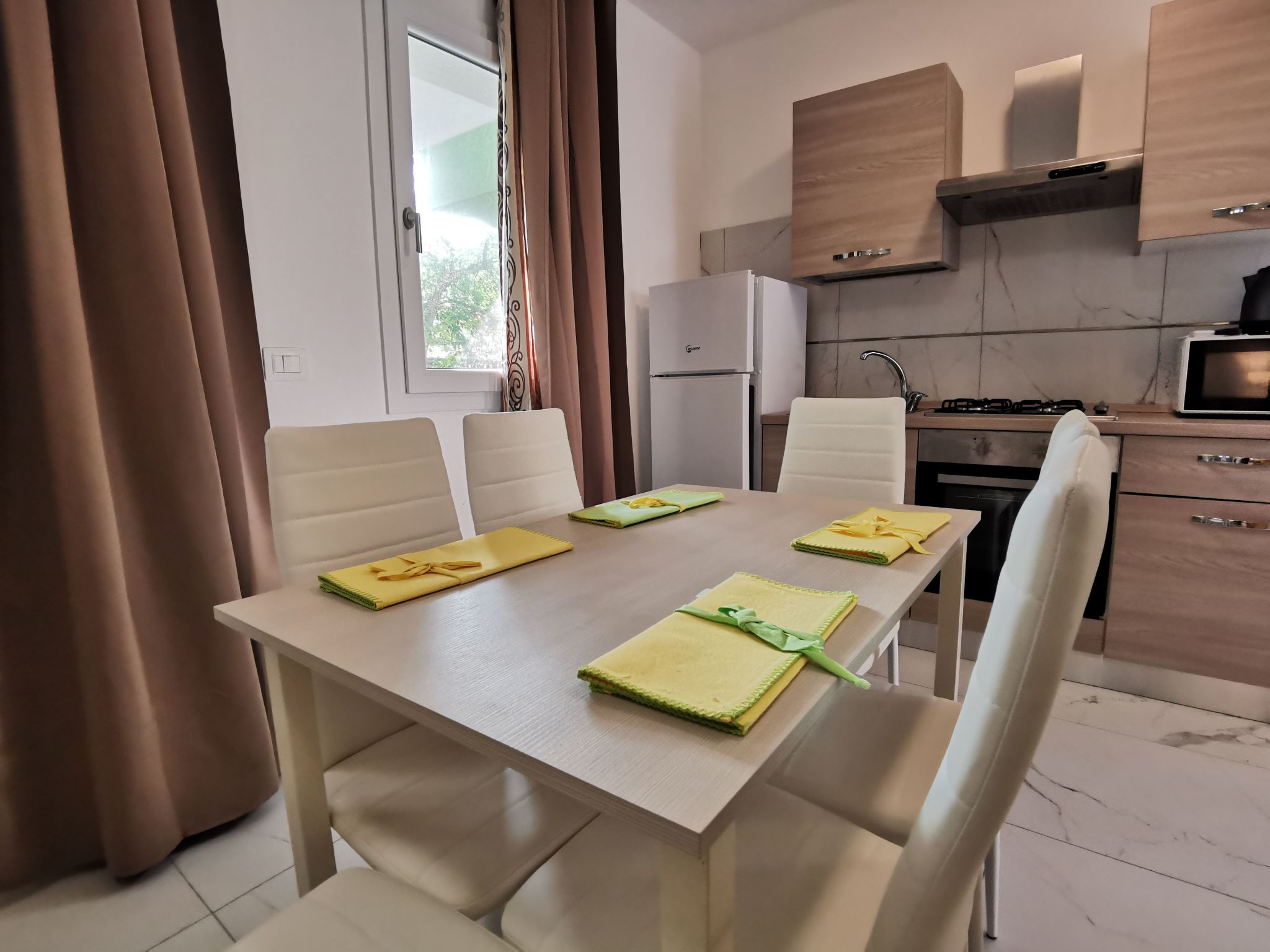 Saturno 100 bilocale-Drinnen