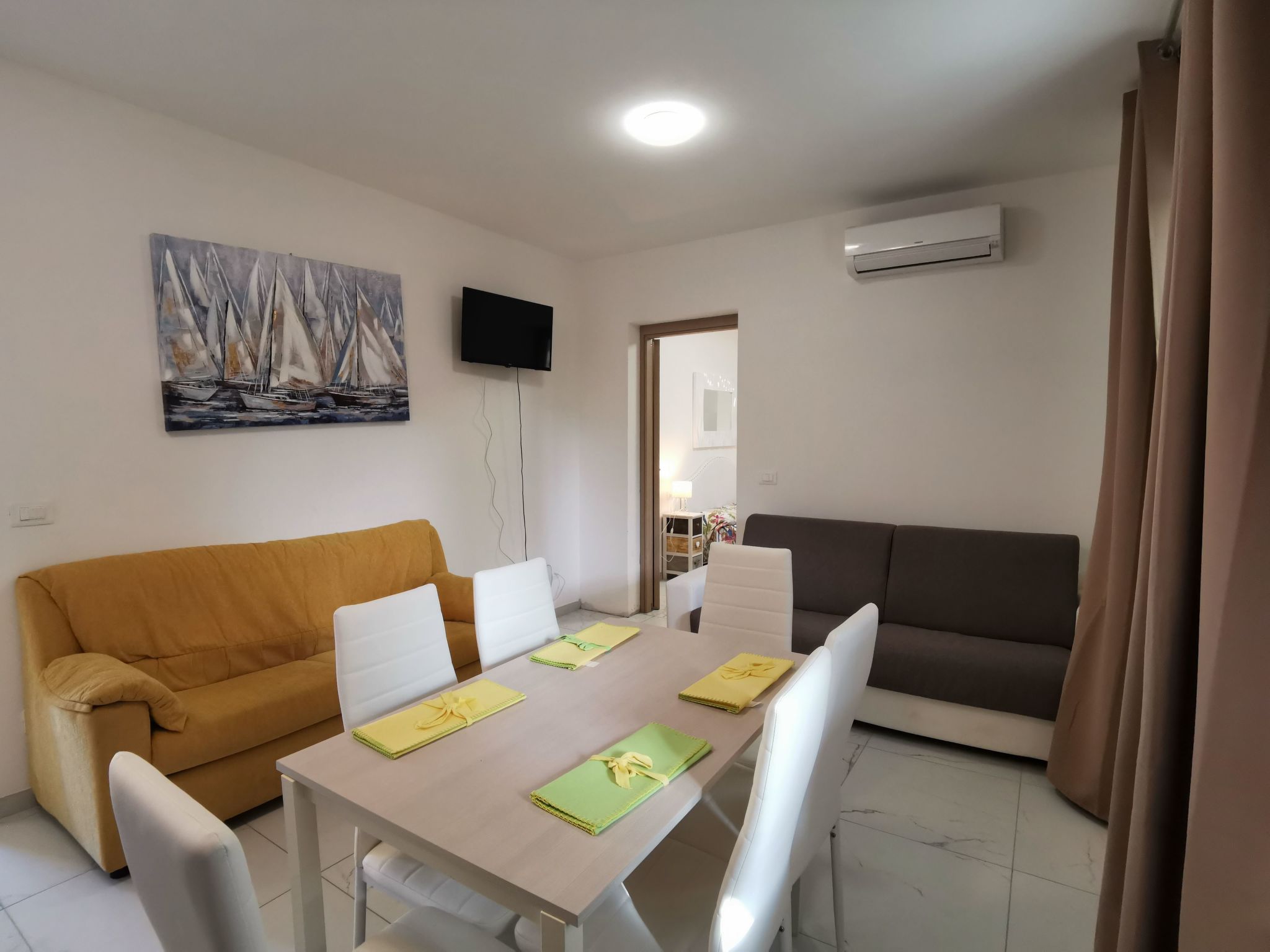 Saturno 100 bilocale-Drinnen