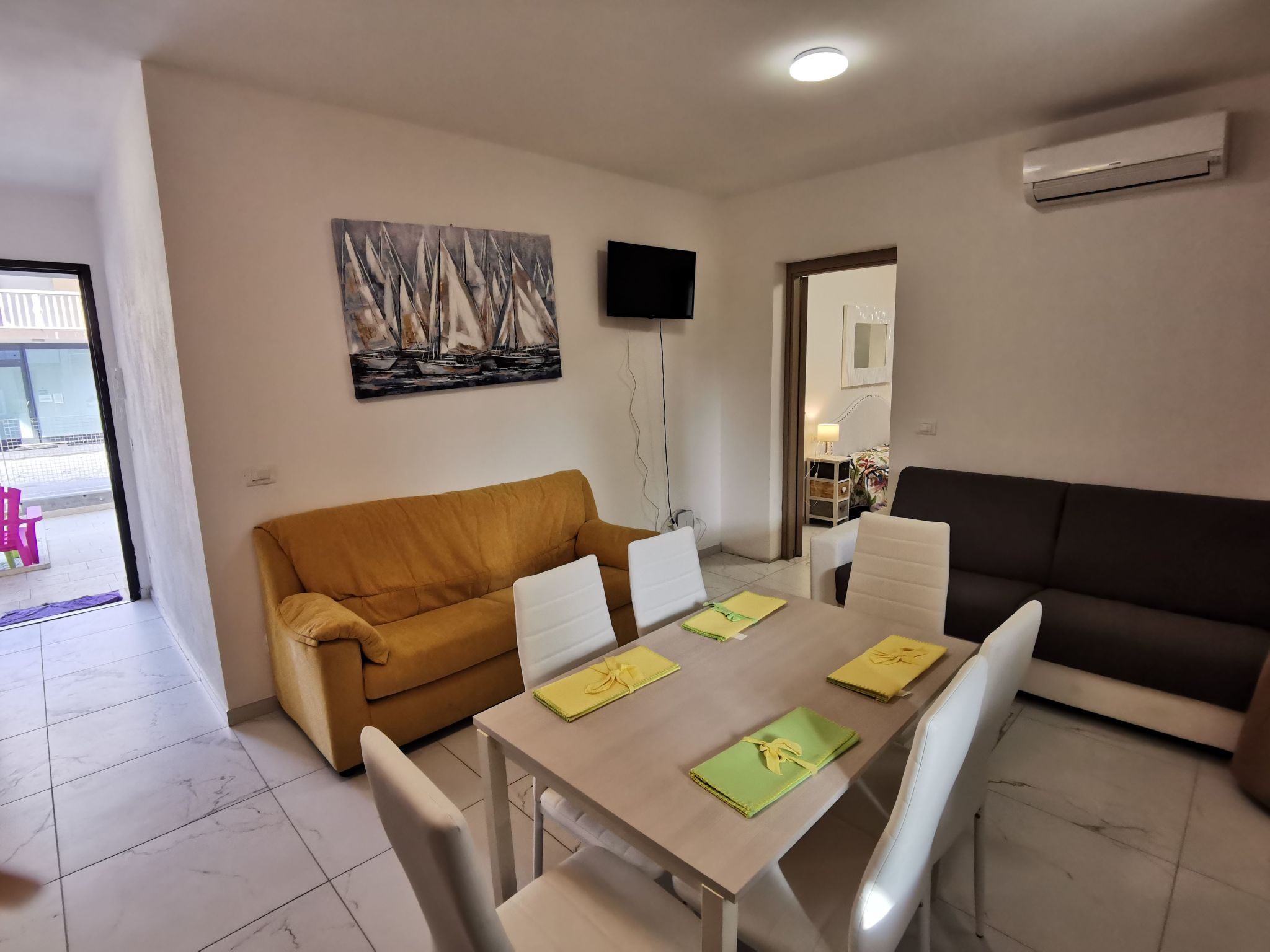 Saturno 100 bilocale-Drinnen