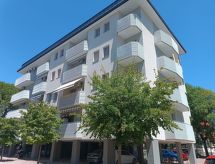 'Lero' mit Terrasse