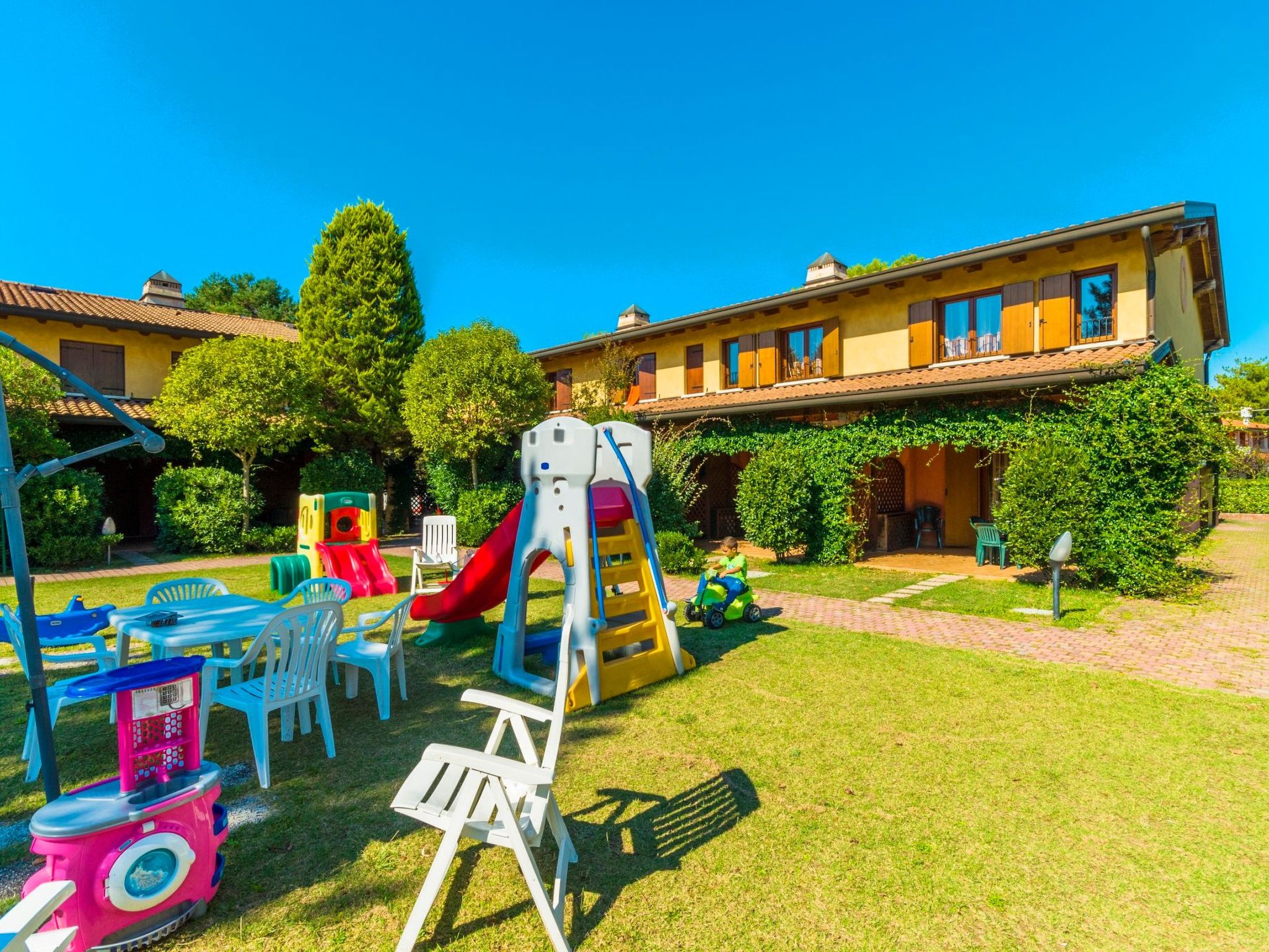 Borgo Stella Marina 2A Villa für 6 Pers. 50 qm.-Binnen