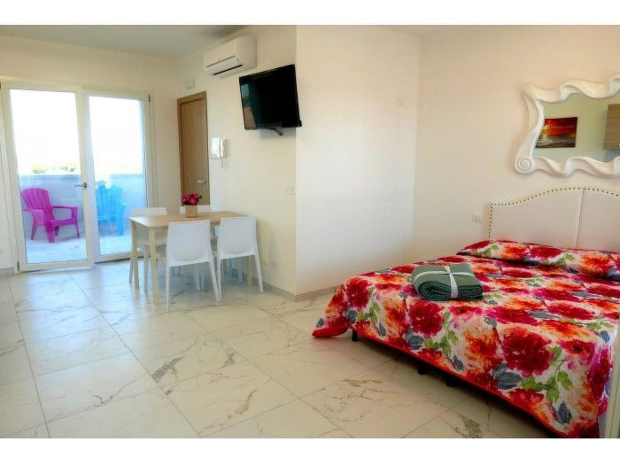 Ein-Zimmer-Wohnung Saturn 404-Drinnen