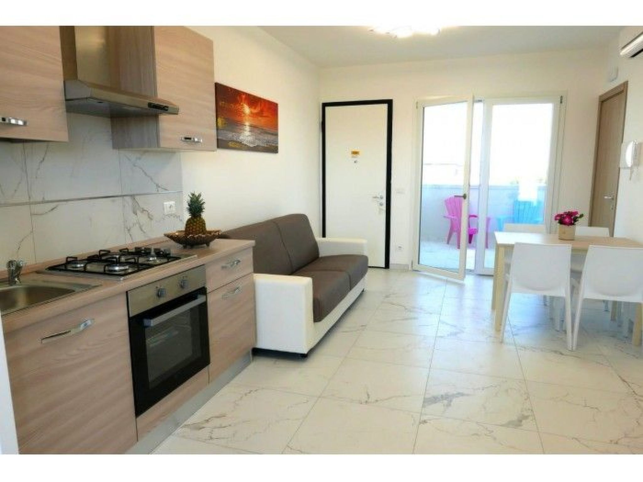 Ein-Zimmer-Wohnung Saturn 404-Drinnen