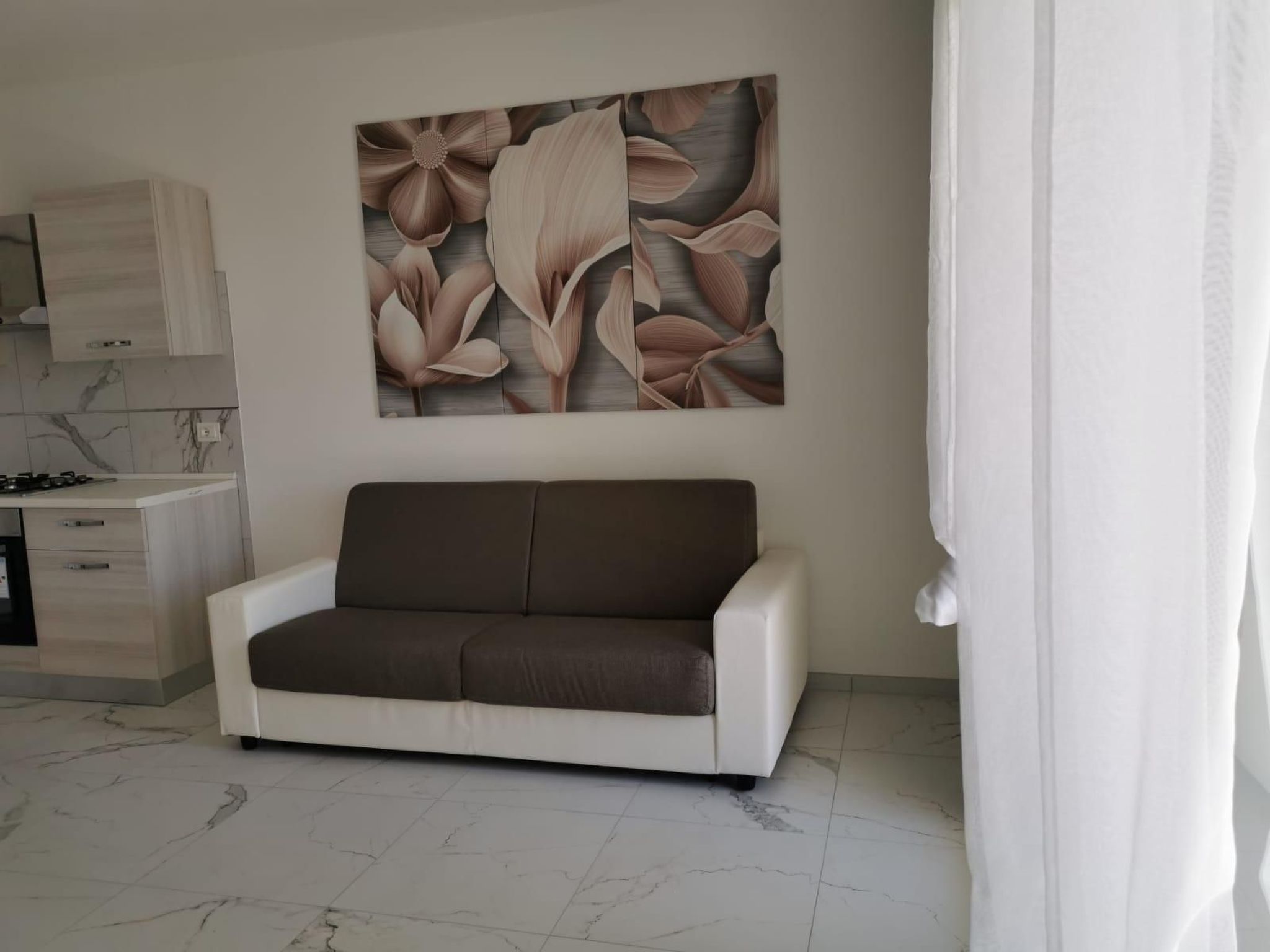 Einzimmerwohnung 'Saturnotel 502' mit Balkon-Drinnen