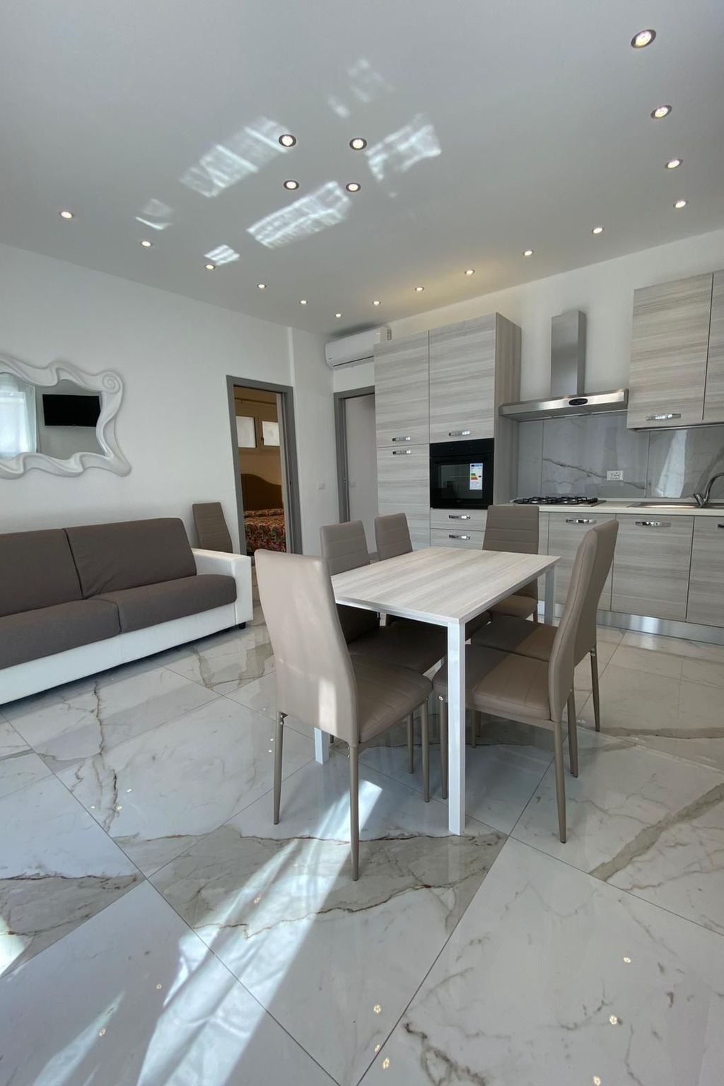 Für 8 Personen ca. 60 m&sup2; in Bibione, Venetien (Provinz Venedig) - Image-tags.info