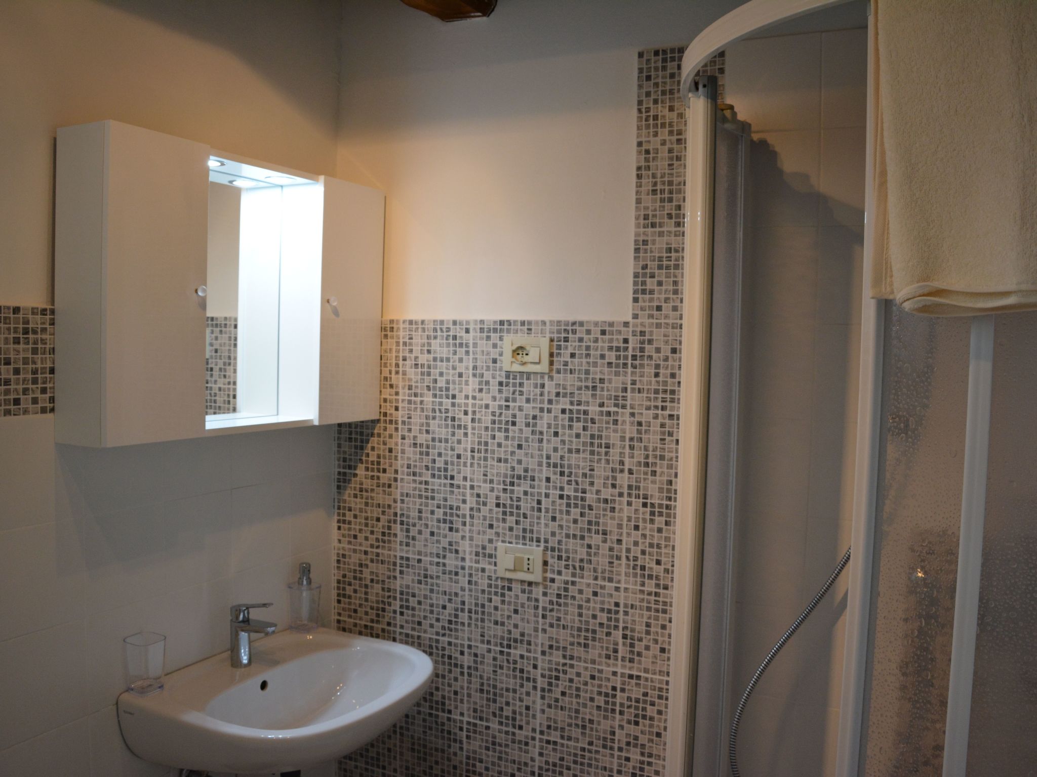 Apartment "Magalita"-Image-tags.info