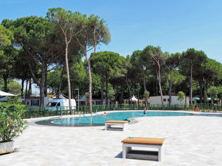 Camping Village Cavallino 4*