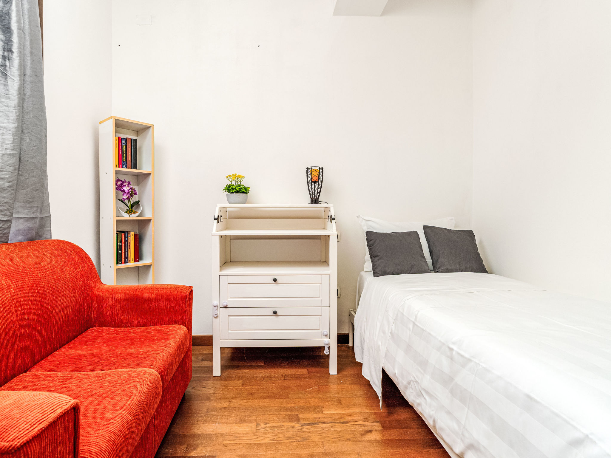 Private Garden Apartment - Binnen
