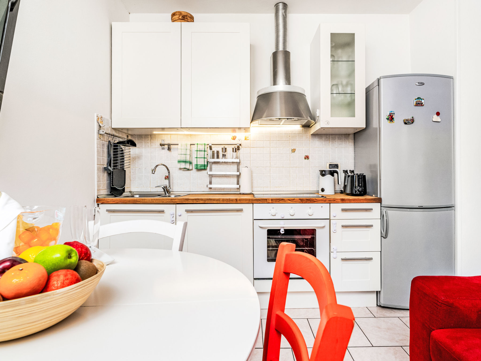 Private Garden Apartment - Binnen