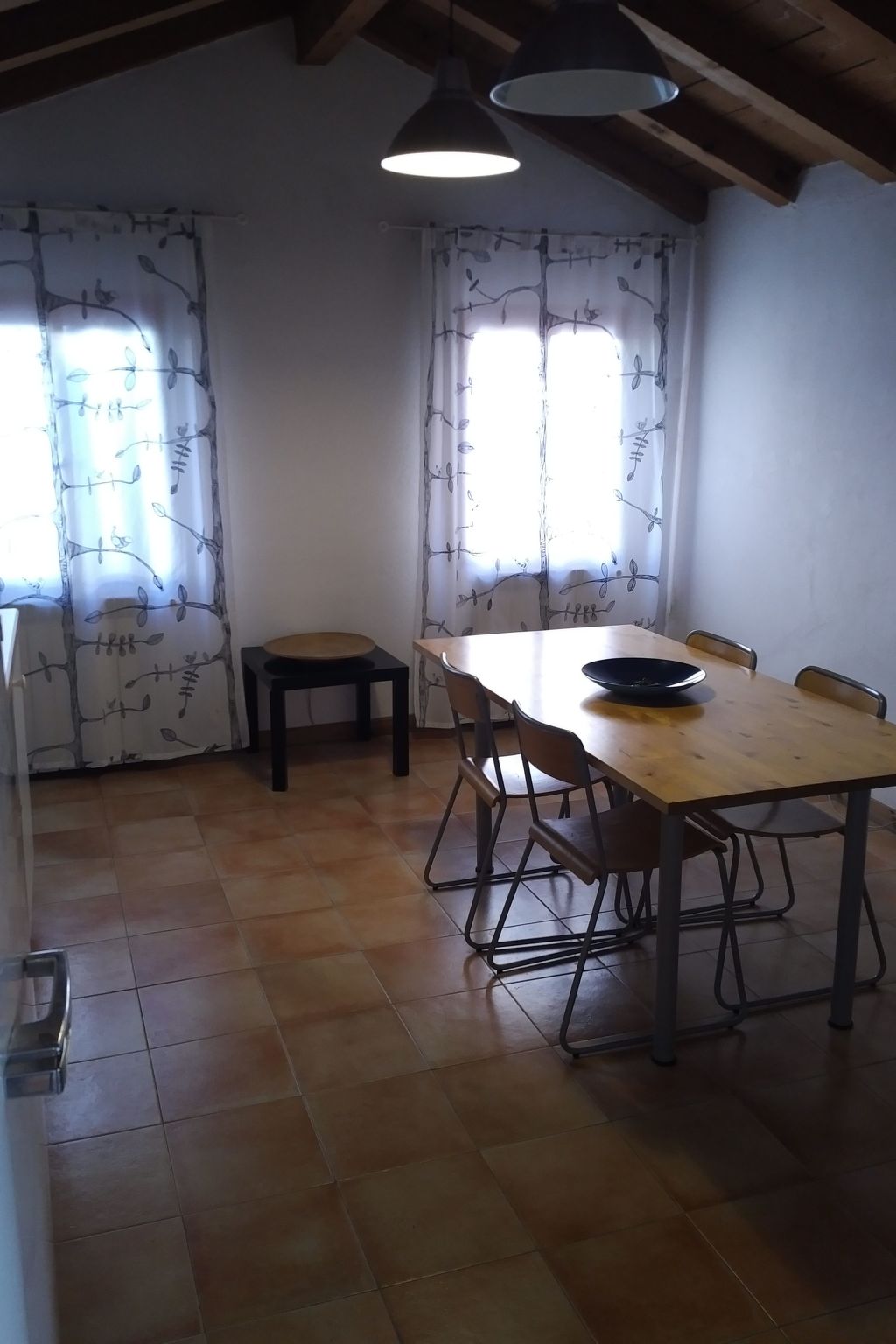 Zweijährige Terrassenwohnung-Drinnen