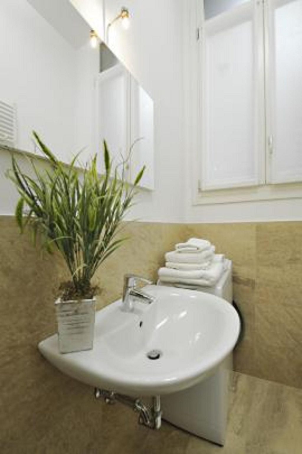 Im Zentrum von Venedig leben wie ein Venezianer.-Drinnen