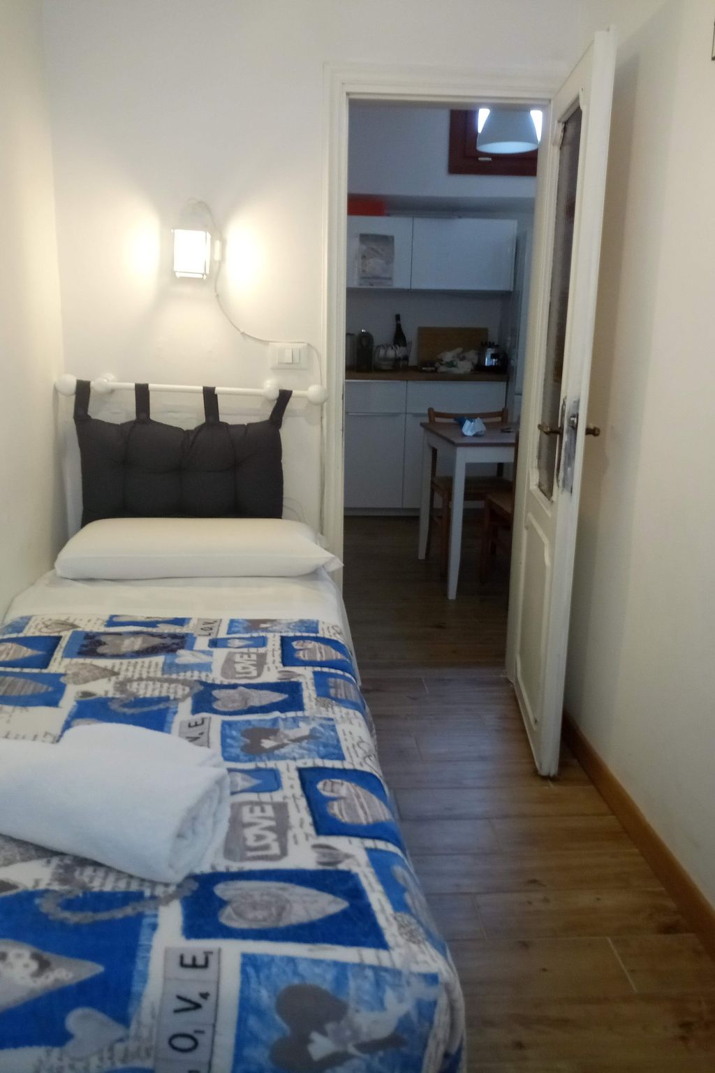 "La Guglia" mit Wi-Fi-Image-tags.info