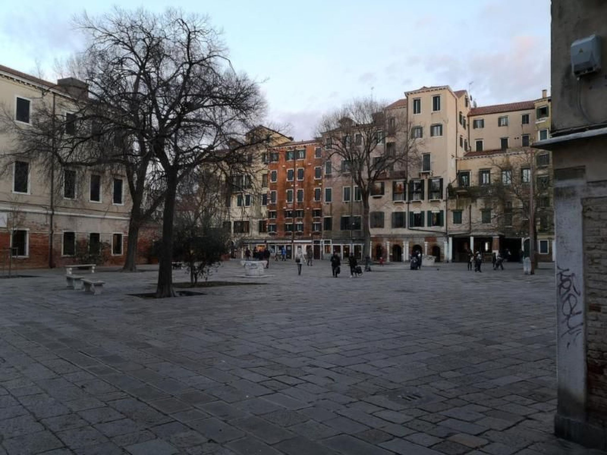 "La Guglia" mit Wi-Fi-Image-tags.info