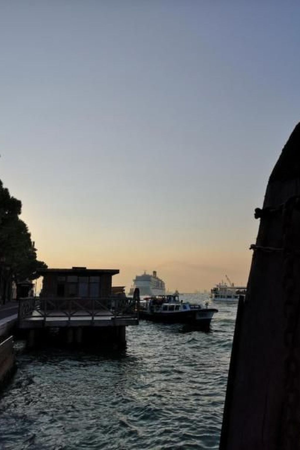 "La Guglia" mit Wi-Fi-Image-tags.info