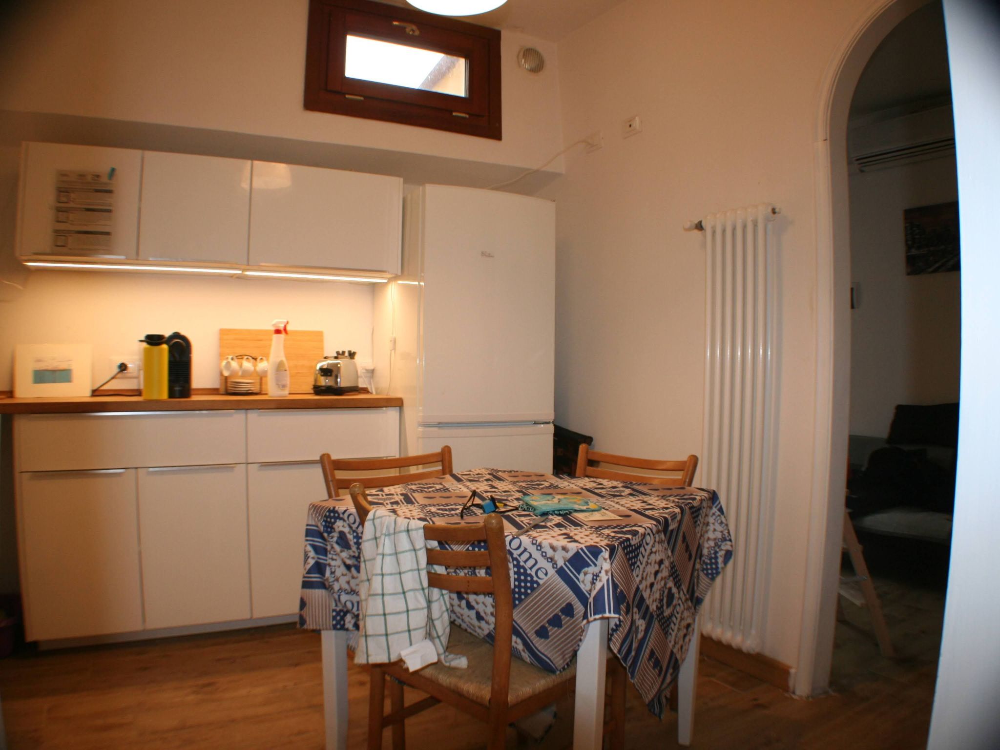 "La Guglia" mit Wi-Fi-Image-tags.info