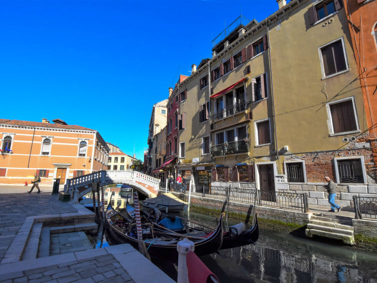 Historisch appartement Al Foghèr aan het kanaal in Venetië in Venetië
