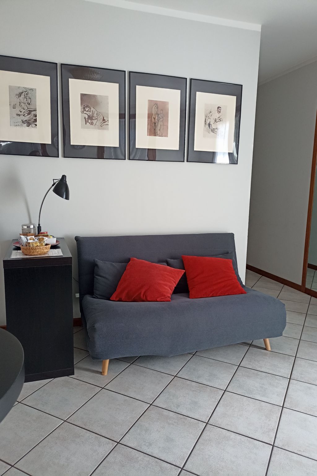 Wohnung mit Privatparkplatz-Binnen