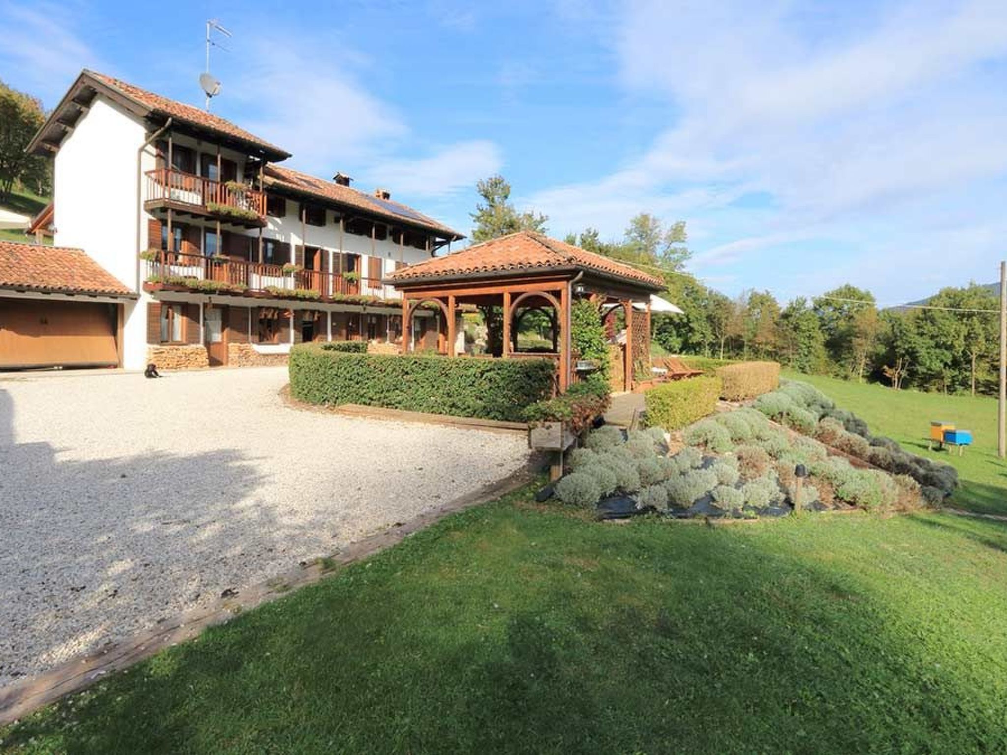 Duck's Cottage für einen Dolomitenurlaub-Buiten